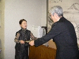 募金活動に対する感謝状の贈呈：静岡県商工会女性部連合会