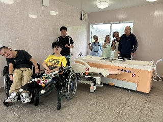 @gpE\p肪Ƃʐ^